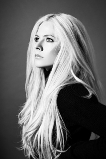 最強不屈のロック プリンセス Avril Lavigne アヴリル ラヴィーン 世界待望復活アルバム Tower Records Online