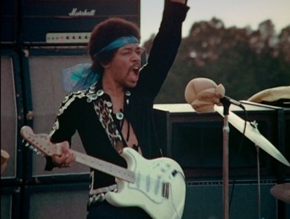 Jimi Hendrix ジミ ヘンドリックス 伝説のパフォーマンス ライヴ イン マウイ が未公開映像 音源とともに発売 Tower Records Online