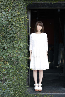 花澤香菜 デビュー曲 星空 ディスティネーション は北川勝利プロデュース Tower Records Online