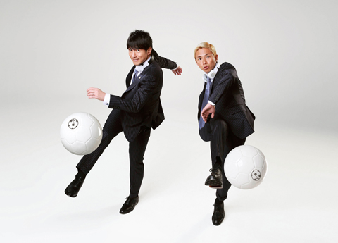 ミスチル桜井 Gaku Mcユニット Ukasuka Gがサッカー日本代表応援ソングを制作 Tower Records Online
