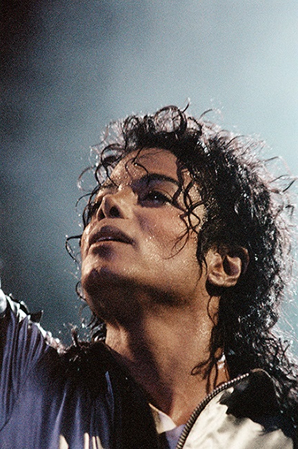 Michael Jackson マイケル ジャクソン の足跡を辿る Fujifilm Square企画展 Mj ステージ オブ マイケル ジャクソン 開催 Tower Records Online