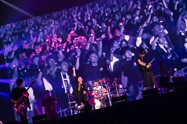 UVERworld、映像作品『KING'S PARADE 男祭り FINAL at Tokyo Dome ...