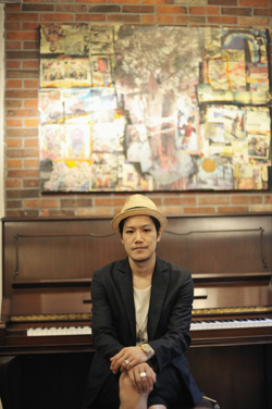 渡和久 新曲 街角の音 がtvドラマ 屋上のあるアパート のテーマ曲に Tower Records Online