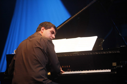 アンドレ・メーマリ