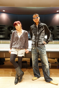 Aiとexile Atsushiによるコラボレーション楽曲 So Special が完成 Tower Records Online